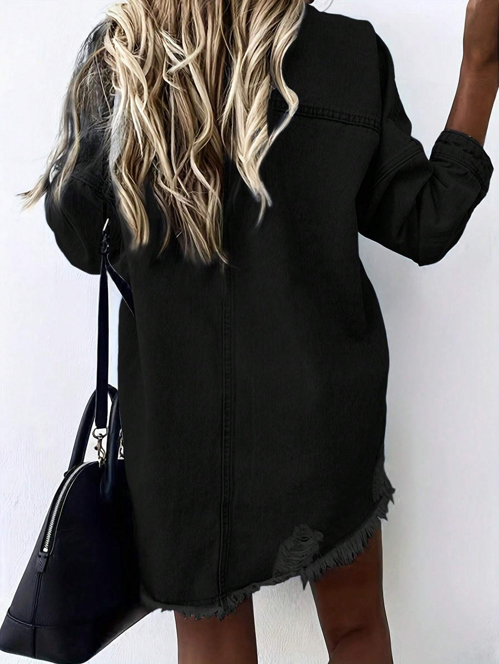 A Multifunctional Denim Jacket For Women's Denim Clothing